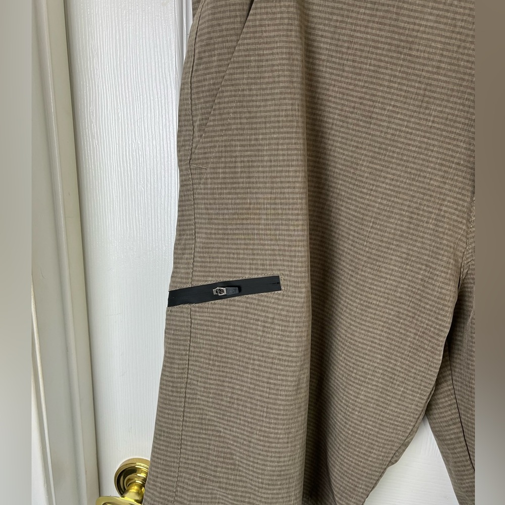 Burnside Hybrid Series Land+Sea men’s shorts in khaki, size 34, length 21” - Picture 6 of 8